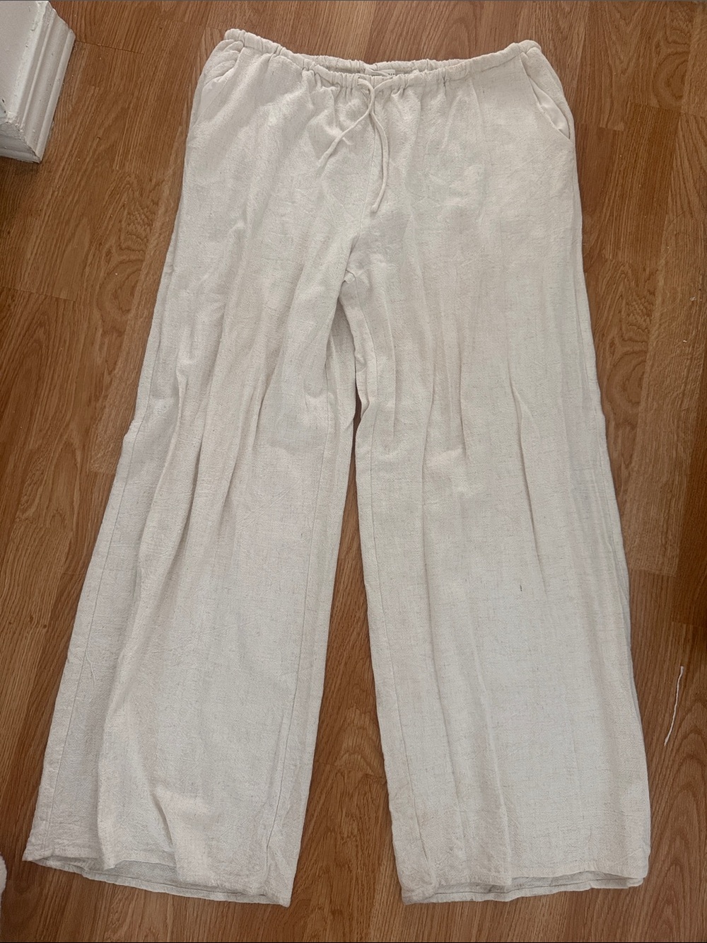 Relaxed Drawstring Linen-Blend Pants in natural